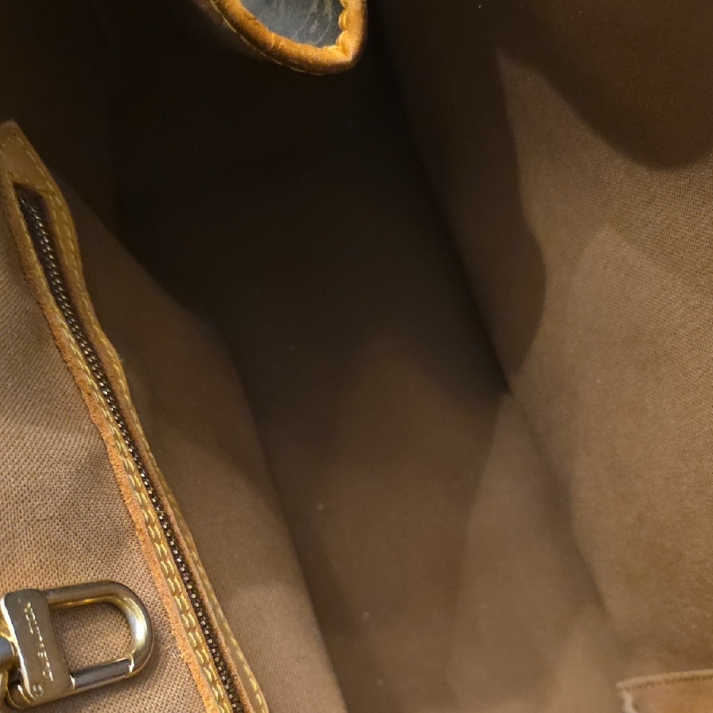 Louis Vuitton Brown and Tan Monogram Shoulder Bag - Picture 9 of 9
